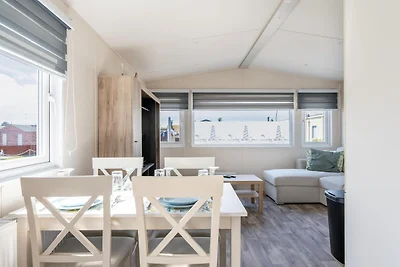 Mobilheim mit Garten und Terrasse (4+2)