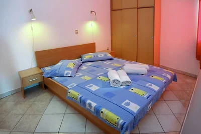 Apartments & Rooms Villa Petra - Superior One...