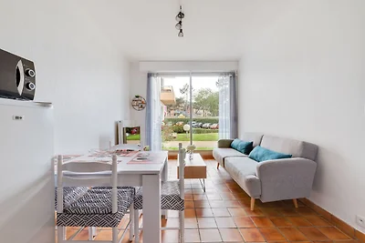 Einfaches Ferienhaus im Grandcamp mit Garten