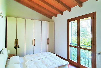 Hübsche Wohnung in Bosco mit Terrasse