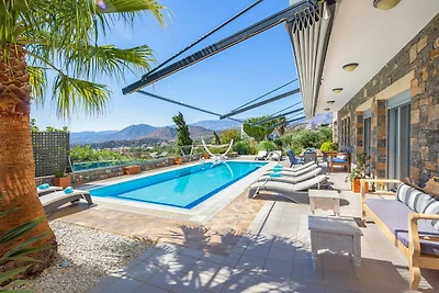 Casa vacanze ad Agios Nikolaos con piscina
