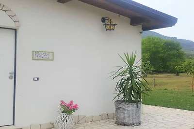 Glückselige Villa in Agropoli mit Garten