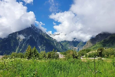 Apartment in Les Deux Alpes mit Balkon