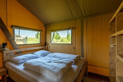 Glamping tent op aan het IJsselmeer