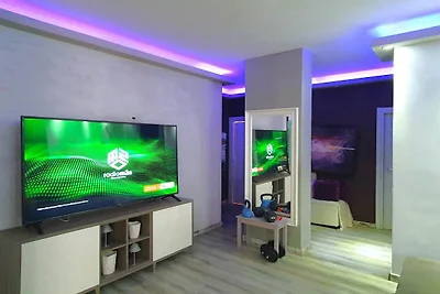 Geräumige Wohnung in Luino mit Sprudelbad