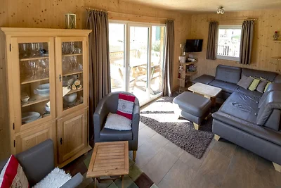 Attraktives Chalet mit Sauna und Whirlpool