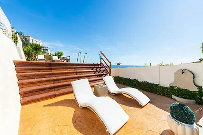 Villa in Maiori mit Pool und Meerblick