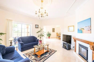 Villa in Carvoeiro mit Pool und Grill