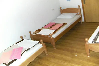 Elez Serenity Guesthouse -Triple room 3