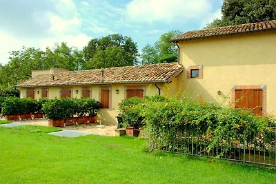 Belvilla van OYO Montecorneo Monolocale