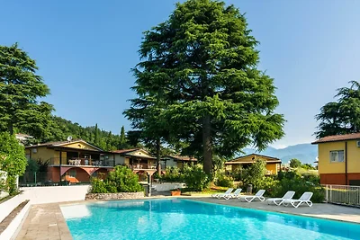 Appartamento tranquillo a Manerba del Garda c...