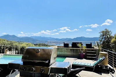 Häuser & Villen für 8 Personen