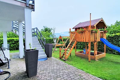 Casa vacanza a Luino con balcone