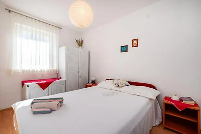 Holiday Home Rovanjska - Three Bedroom House ...