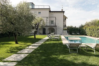 ||----------------------------Maison Bellini...