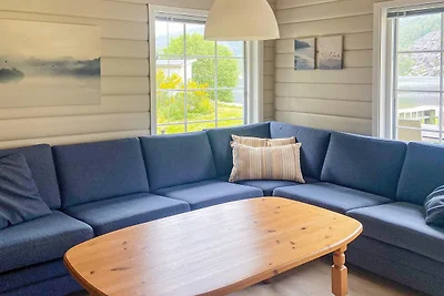 8 Personen Ferienhaus in jørpeland-By Traum
