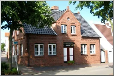 Ferienhaus in Wyk mit Schwimmbecken