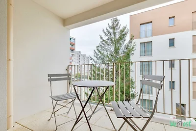 Modernes Apt. mit Balkon -6P-Proche...
