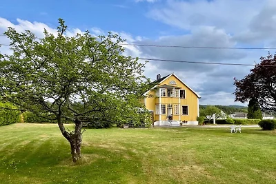 4 sterren vakantie huis in Hornnes