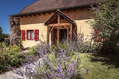 Wohnung in Vezac mit Schwimmbad