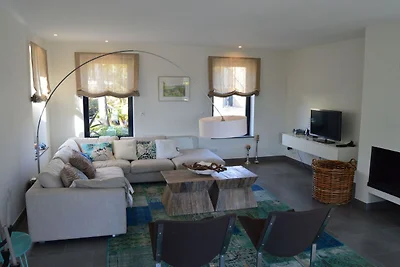 Villa moderna con piscina vicino a Carvoeiro