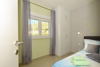 Apartment Sunshine Trogir - Three Bedroom Apa...