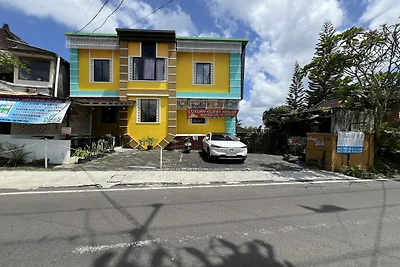 Cozy Deluxe Double Stay with Modern Comfort