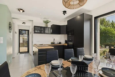 Apartment in der Nähe des Strandes von Rohu m...