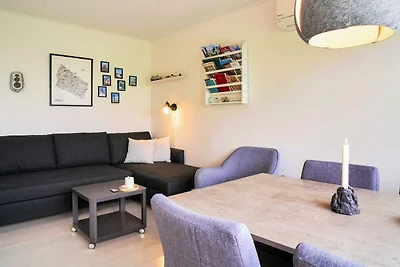 Modernes Loft mit Meerblick