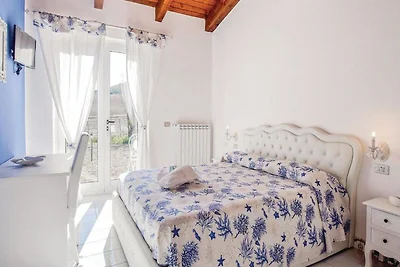 Glückselige Villa in Agropoli mit Garten