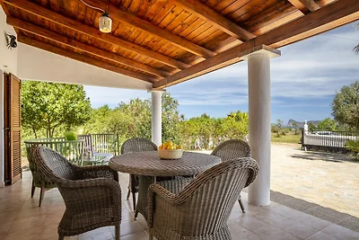 Villa mit 3 Schlafzimmern und Pool in Sant...