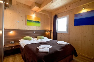 Üppiges Chalet mit Whirlpool