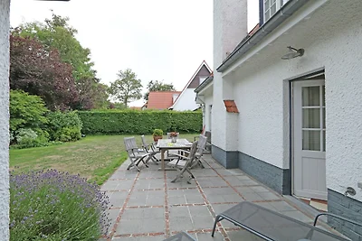 Angenehme Villa mit privatem Garten