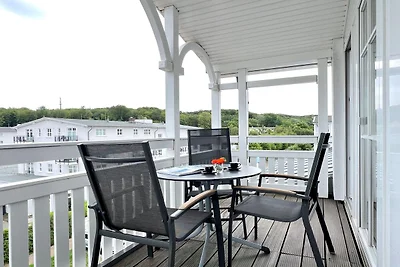 Moderne Ferienwohnung mit Balkon und WLAN in...