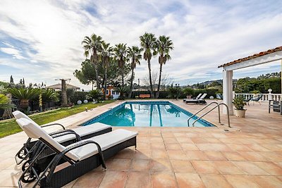 Luxuriöser Rückzugsort in privater Mougins-Re...