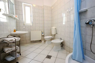 Apartments & Rooms Villa Petra - One Bedroom ...