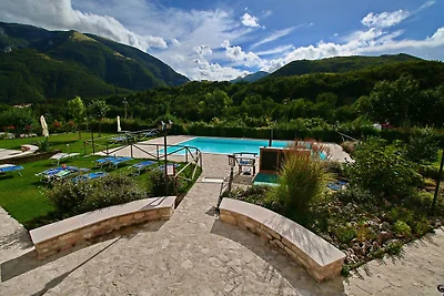 Ferienhaus in Piobbico Marche mit Pool