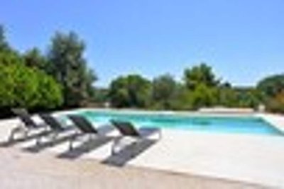 Trullo con complesso piscine a Cisternino