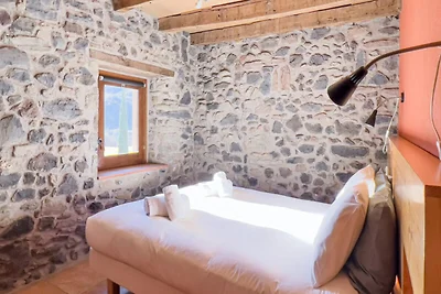 Appartement in La Garrotxa met uitzicht op he...