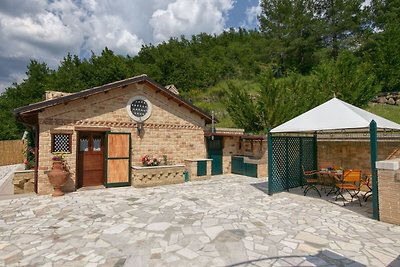 Detached house in Cagli with swimming pool an...