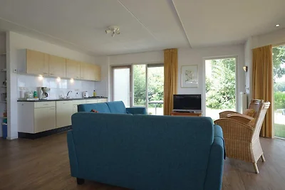 Schönes Ferienhaus mit großem Garten,