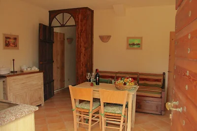 Appartamento con piscina a Marsciano