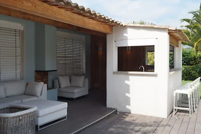 Accogliente villa a Mougins con piscina...