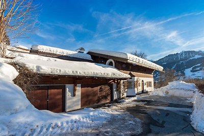 Lush Villa in Tyrol near Ski Area