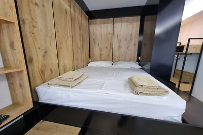Appartement in Vlorë met Strand en Bergzicht