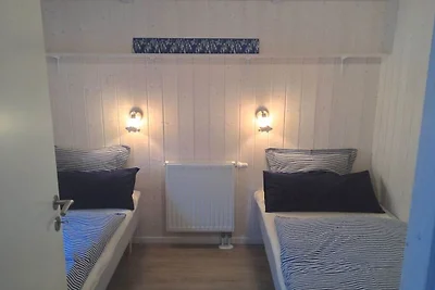 Marina Hülsen - Skipper Lodge North