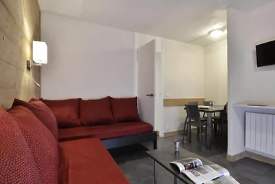 Renovierte und angenehme Wohnung · Herz des R...