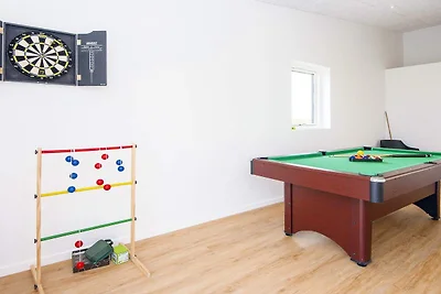 12 person holiday home in Lemvig-By Traum