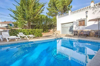 Villa in Strandnähe in Lloret de Mar
