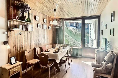 SCHÖNE 2 ZIMMER FÜR 4 PERSONEN IDEAL GELEGEN